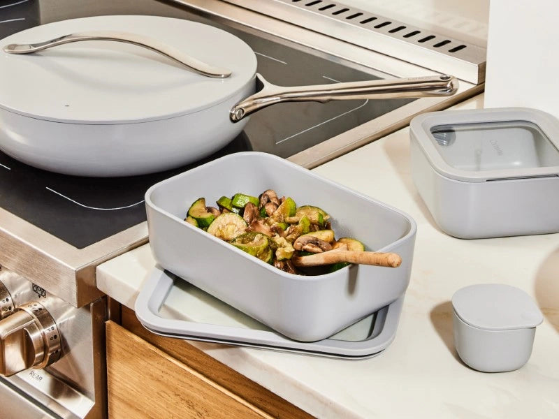 Medium Storage Container - Ceramic-coated 6.6 cup glass Container built for clean storing. - US 3808