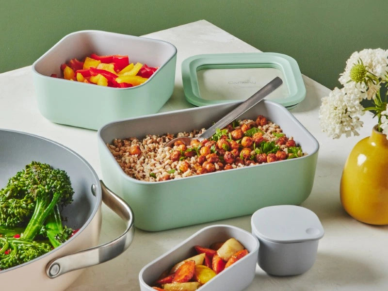 Medium Storage Container - Ceramic-coated 6.6 cup glass Container built for clean storing. - US 2948